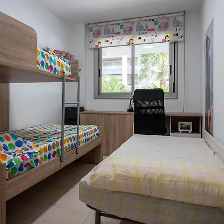 At187 Ground Floor, Garden And Pool Near The Torredembarra