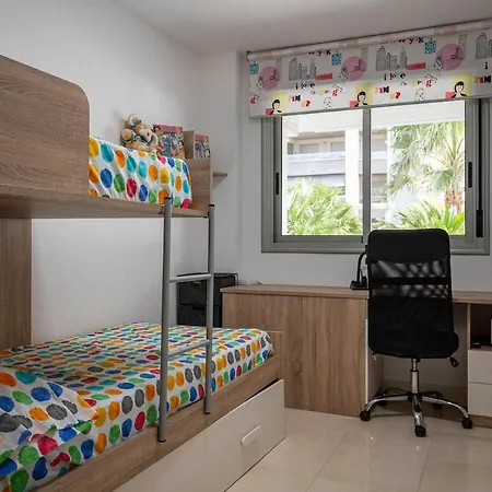 At187 Ground Floor, Garden And Pool Near The * Torredembarra